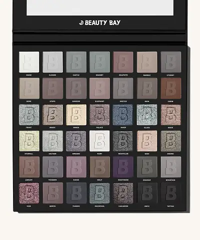 By BEAUTY BAY - Smoky 42 Colour Palette