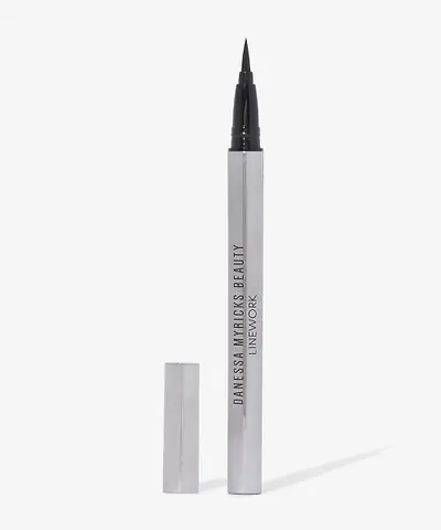 Danessa Myricks Beauty - Linework Fluid Paint Brush Liner