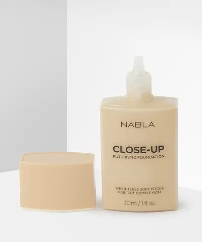 NABLA - Close Up Futuristic Foundation