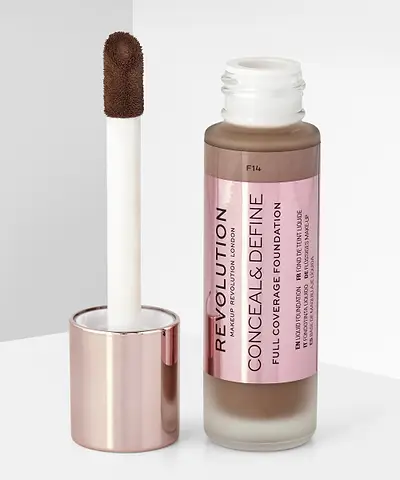Makeup Revolution - Conceal & Define Foundation