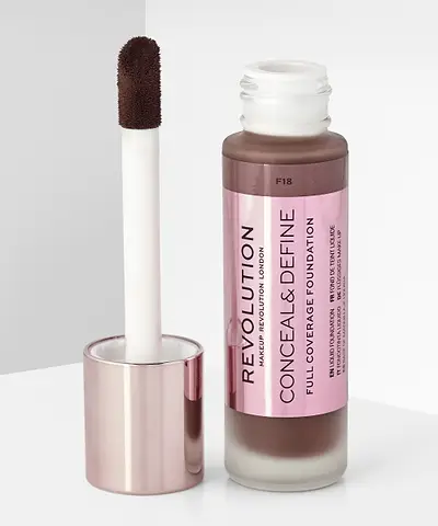 Makeup Revolution - Conceal & Define Foundation