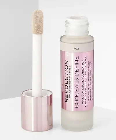 Makeup Revolution - Conceal & Define Foundation