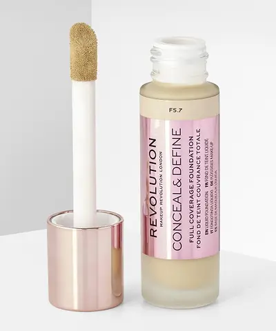 Makeup Revolution - Conceal & Define Foundation